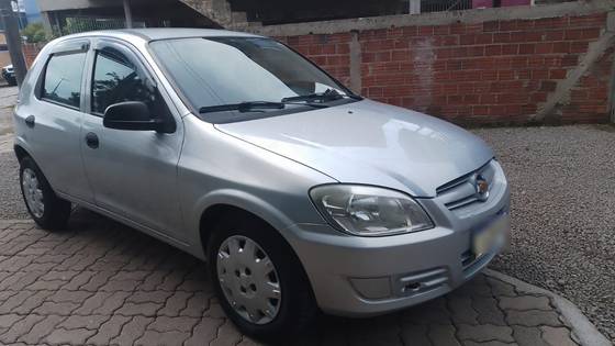 CHEVROLET CELTA 1.0 MPFI SUPER 8V FLEX 4P MANUAL CHEVROLET CELTA 1.0 MPFI SUPER 8V FLEX 4P MANUAL